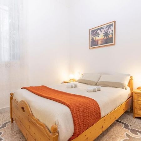 Appartamento Con Ac-Wi-Fi- Centro A 7 Min Savona Dış mekan fotoğraf
