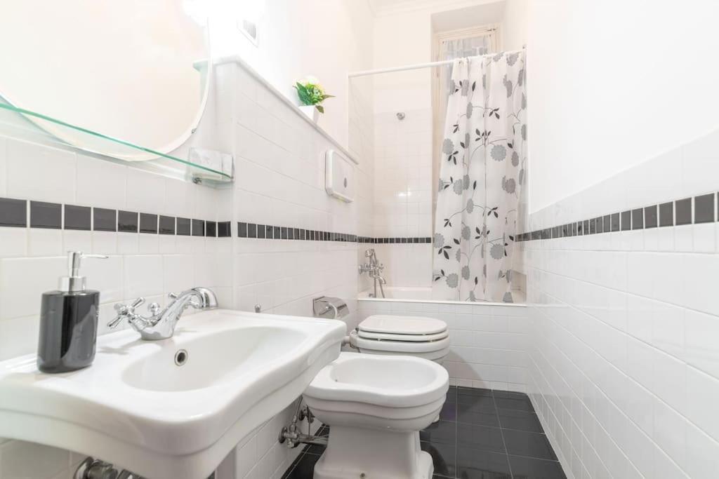 Appartamento Con Ac-Wi-Fi- Centro A 7 Min Savona Dış mekan fotoğraf